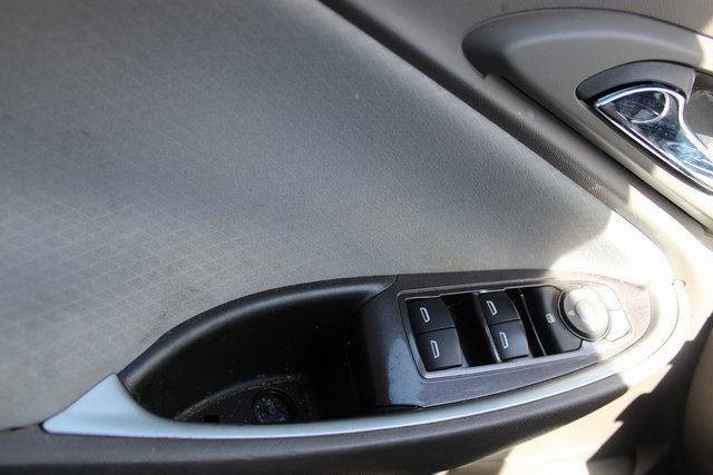 Used 2021 Chevrolet Malibu LS image 13