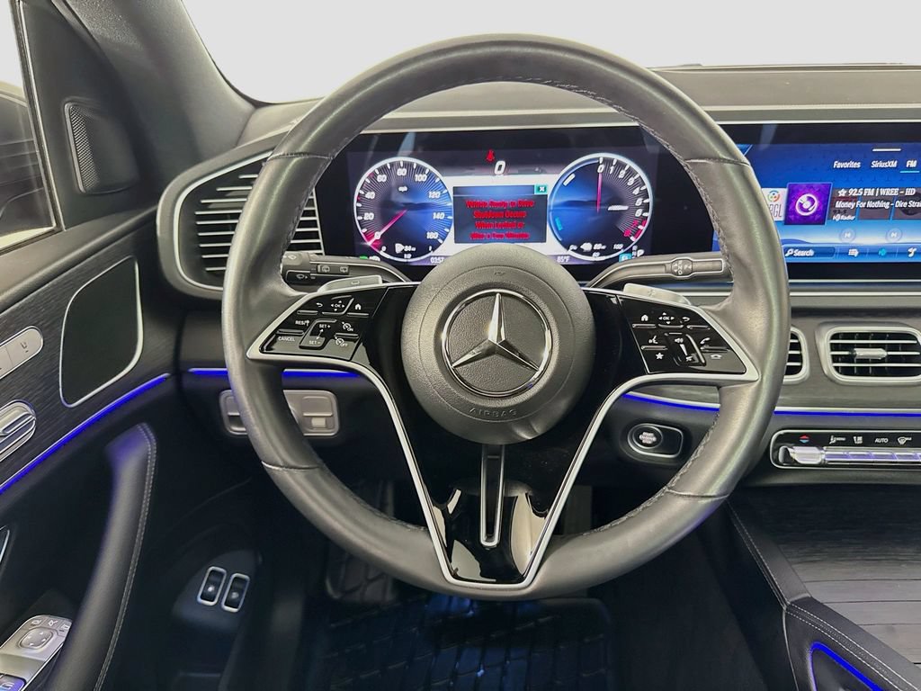 Used 2025 Mercedes-Benz GLE 450e 4MATIC w/ Winter Package image 11