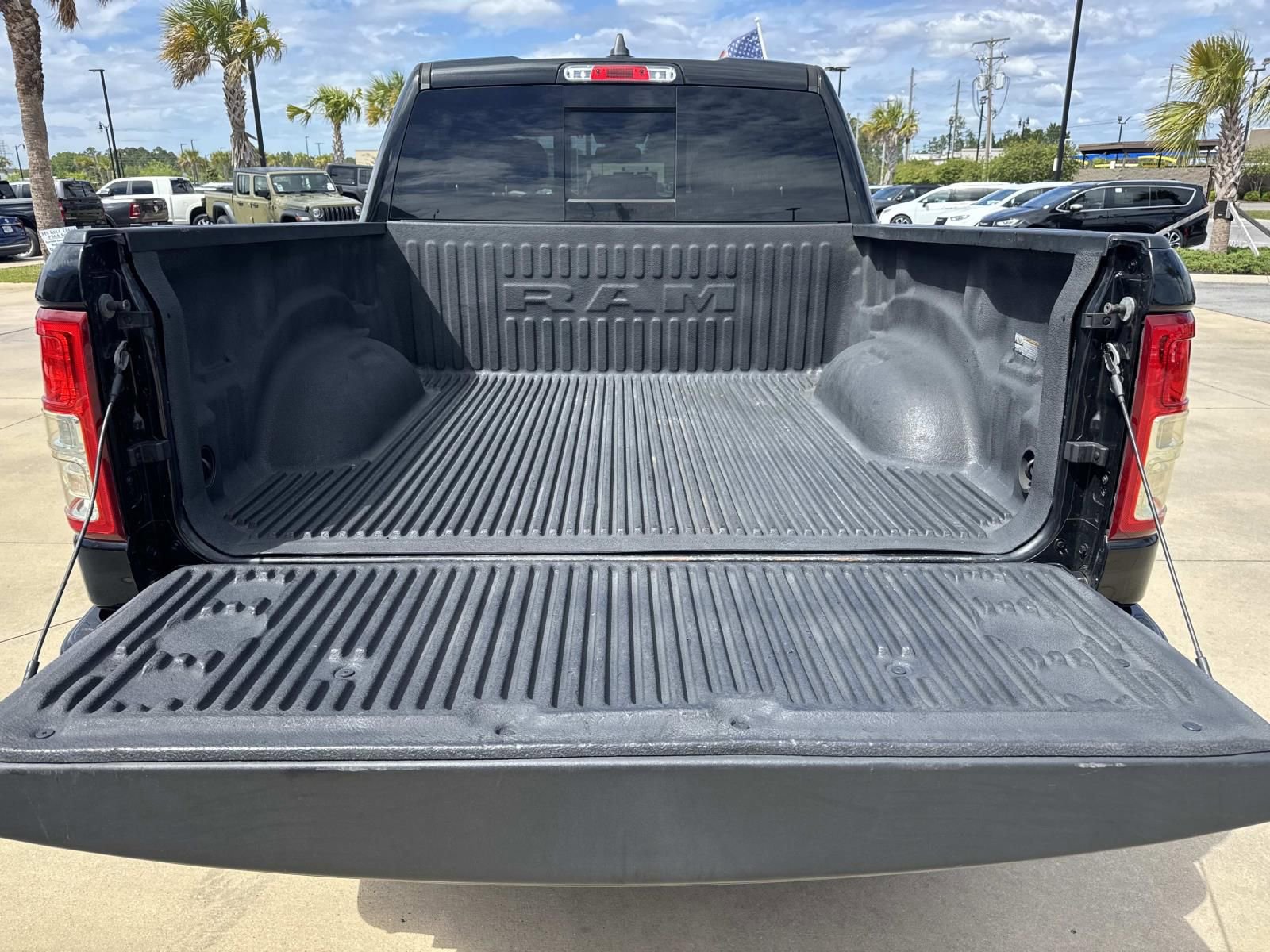 Used 2019 RAM 1500 Big Horn image 8