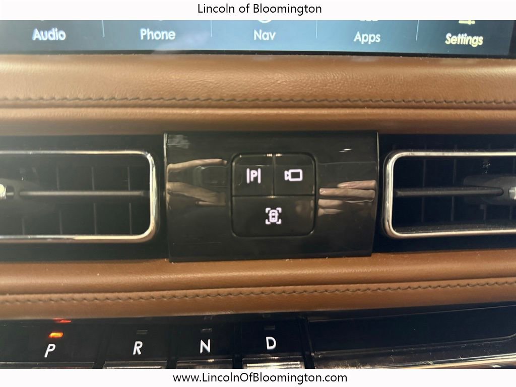 Certified 2022 Lincoln Aviator Reserve w/ Equipment Group 201A image 28