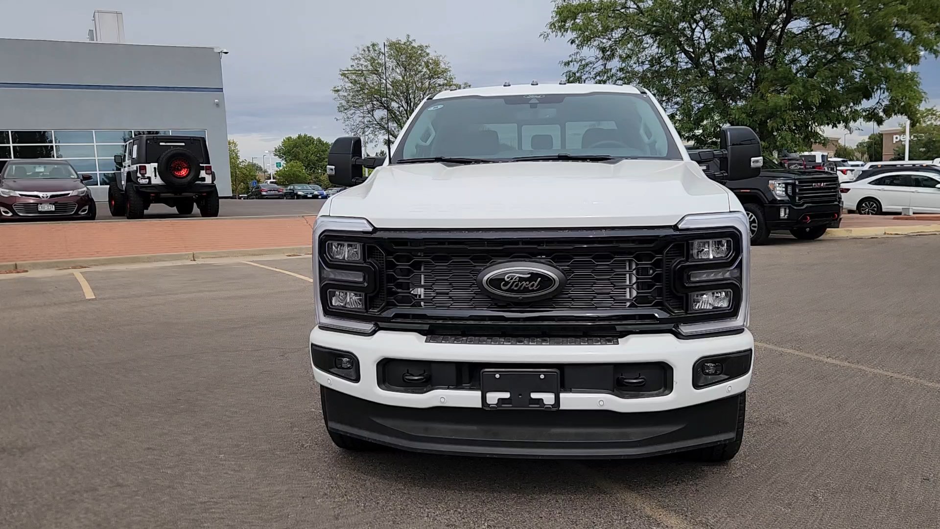 New 2026 Ford F350 Lariat w/ Black Appearance Package AWD/4WD image 4