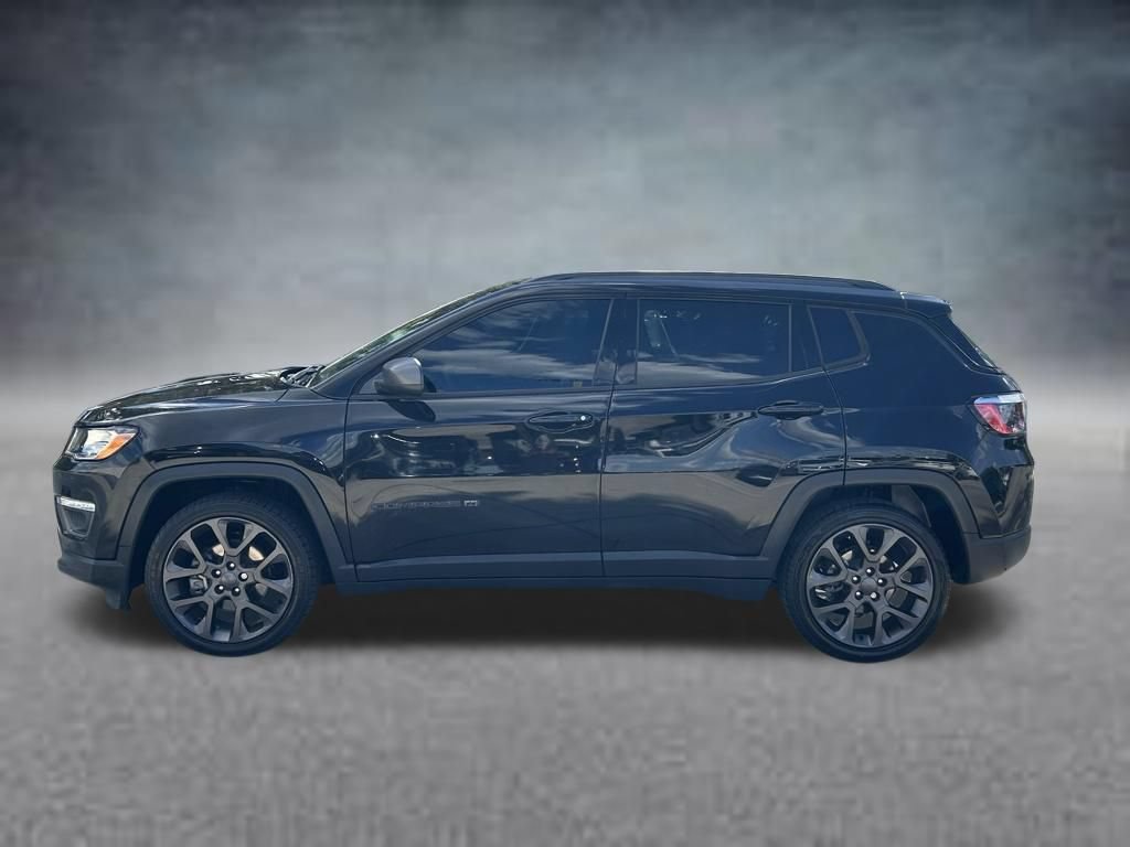 Used 2021 Jeep Compass Latitude FWD image 2
