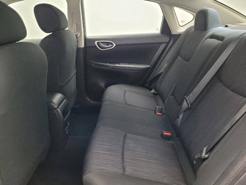 Used 2019 Nissan Sentra SV w/ Special Edition Package image 18