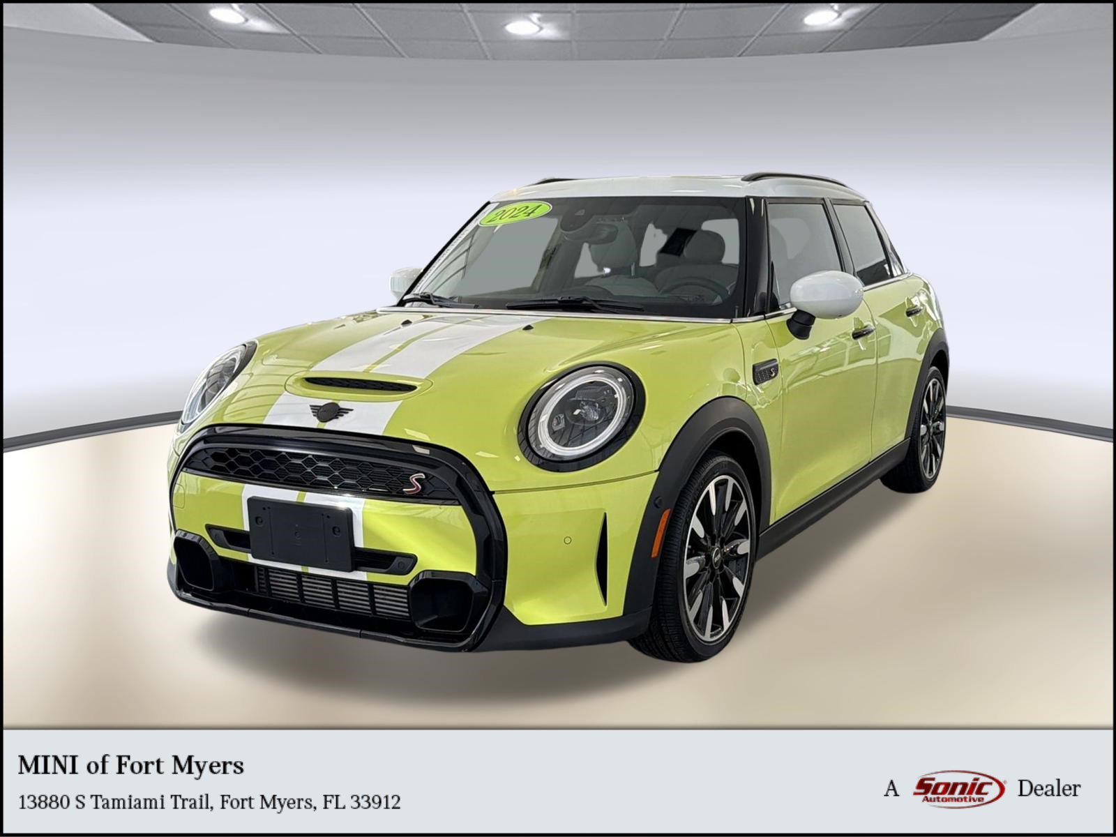 Certified 2024 MINI Cooper S image 1