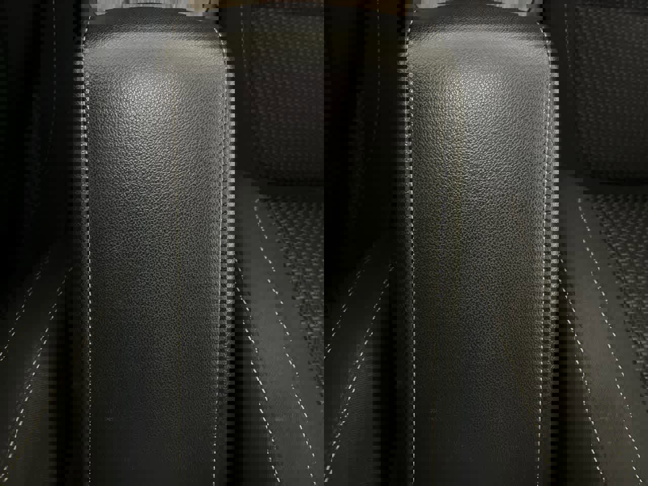 Used 2021 GMC Acadia SLE image 23