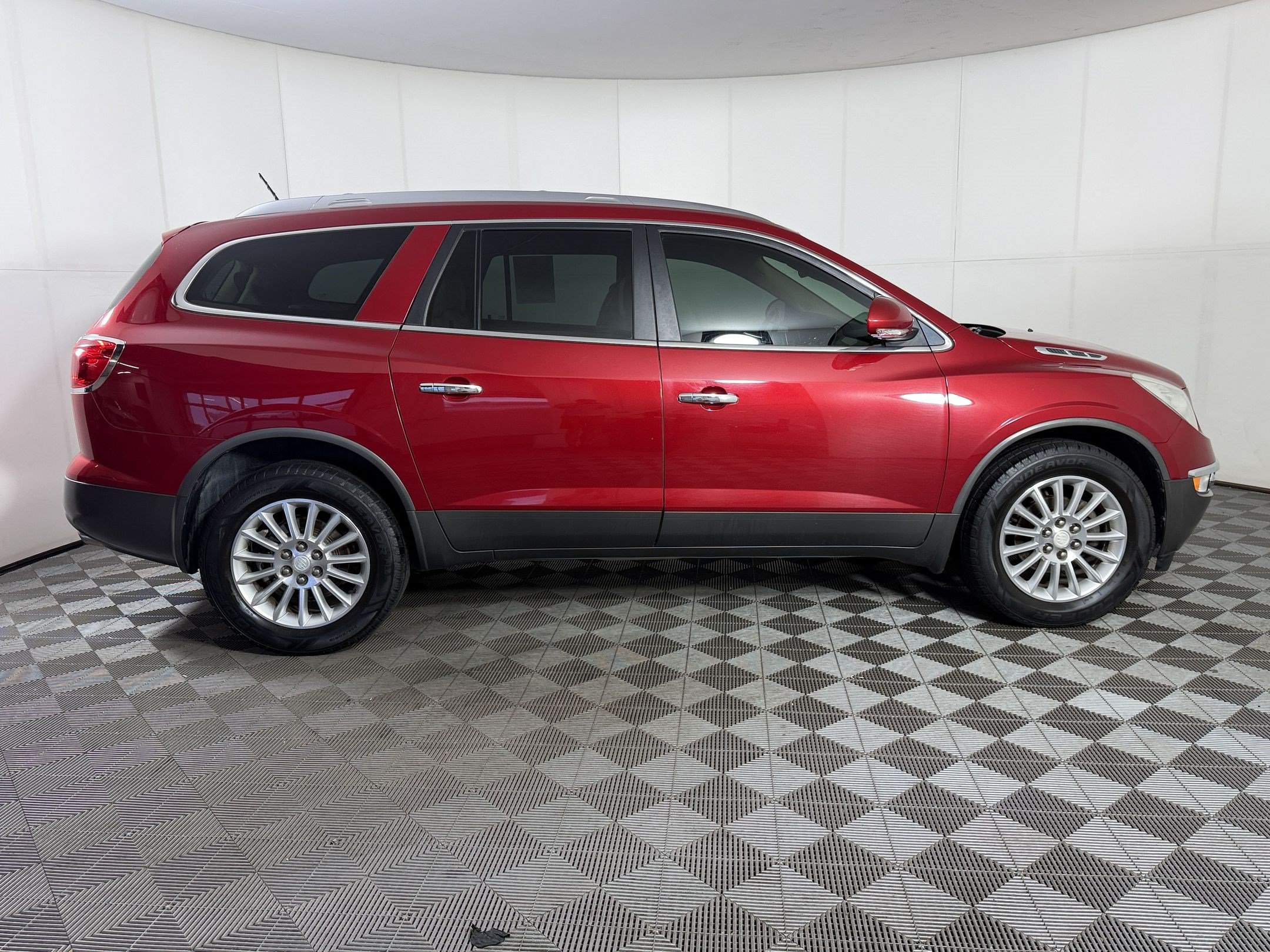 Used 2012 Buick Enclave Leather AWD/4WD image 8