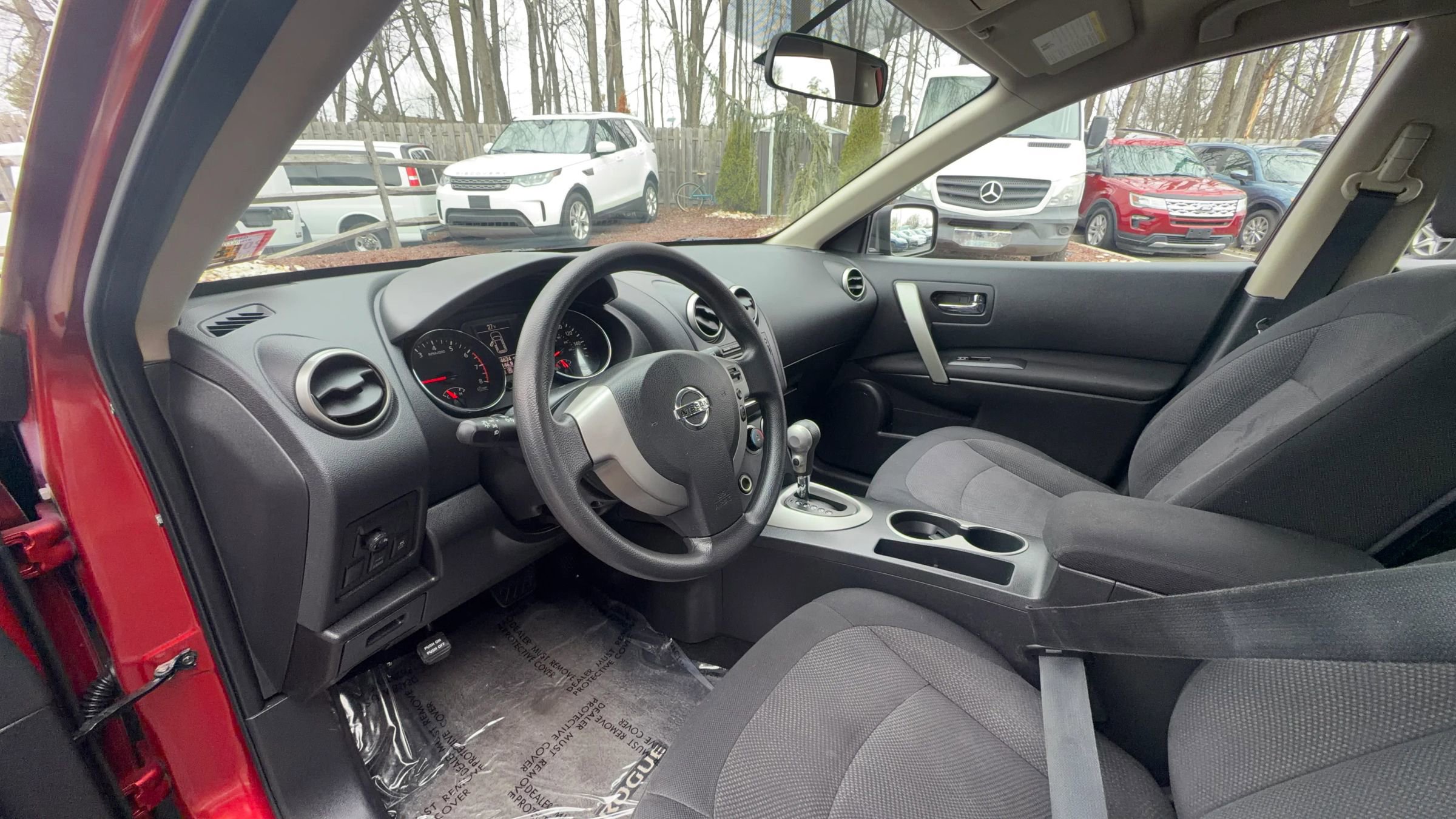 Used 2011 Nissan Rogue S image 17