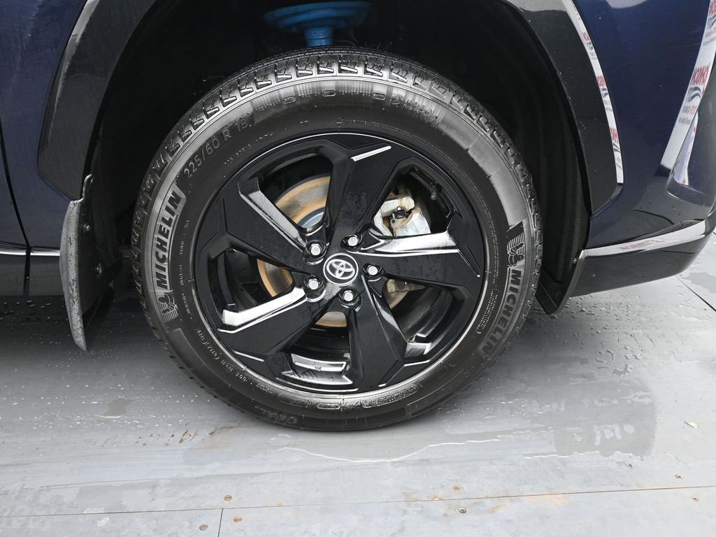 Used 2021 Toyota RAV4 XSE image 13