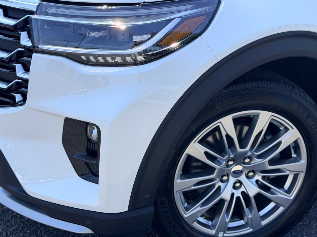 New 2026 Ford Explorer Platinum RWD image 3