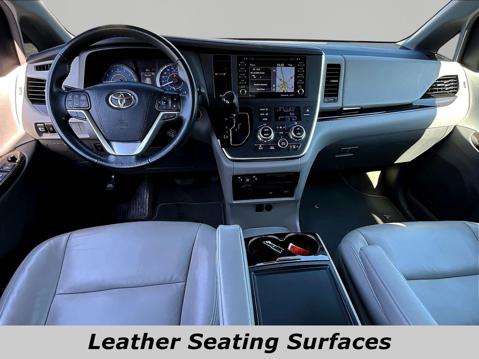 Used 2018 Toyota Sienna XLE Premium FWD image 7