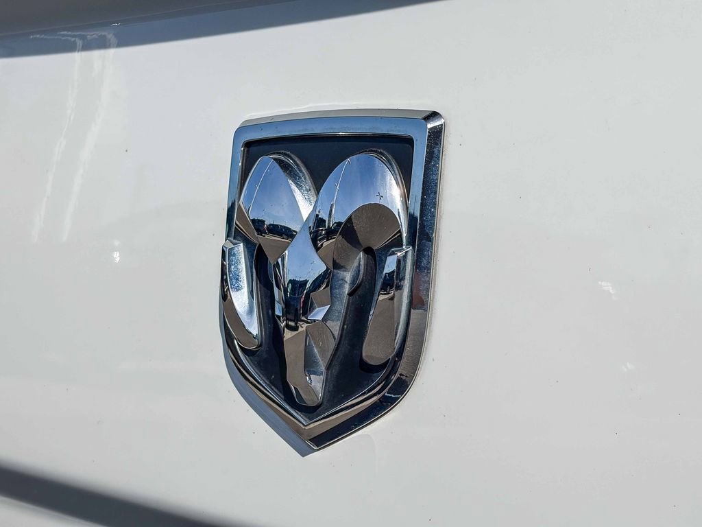 Used 2022 RAM 1500 Classic SLT w/ Electronics Group AWD/4WD image 9