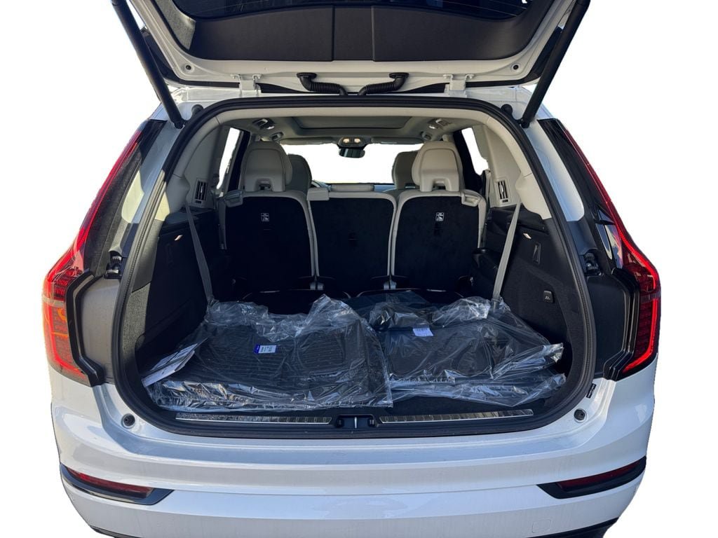 New 2026 Volvo XC90 B6 Ultra w/ Protection Package AWD/4WD image 5