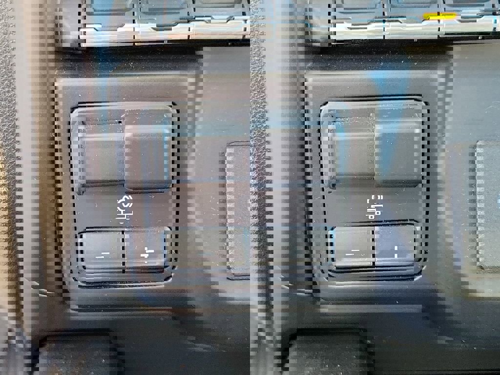 Certified 2021 Chevrolet Silverado 1500 RST w/ All Star Edition Plus image 31