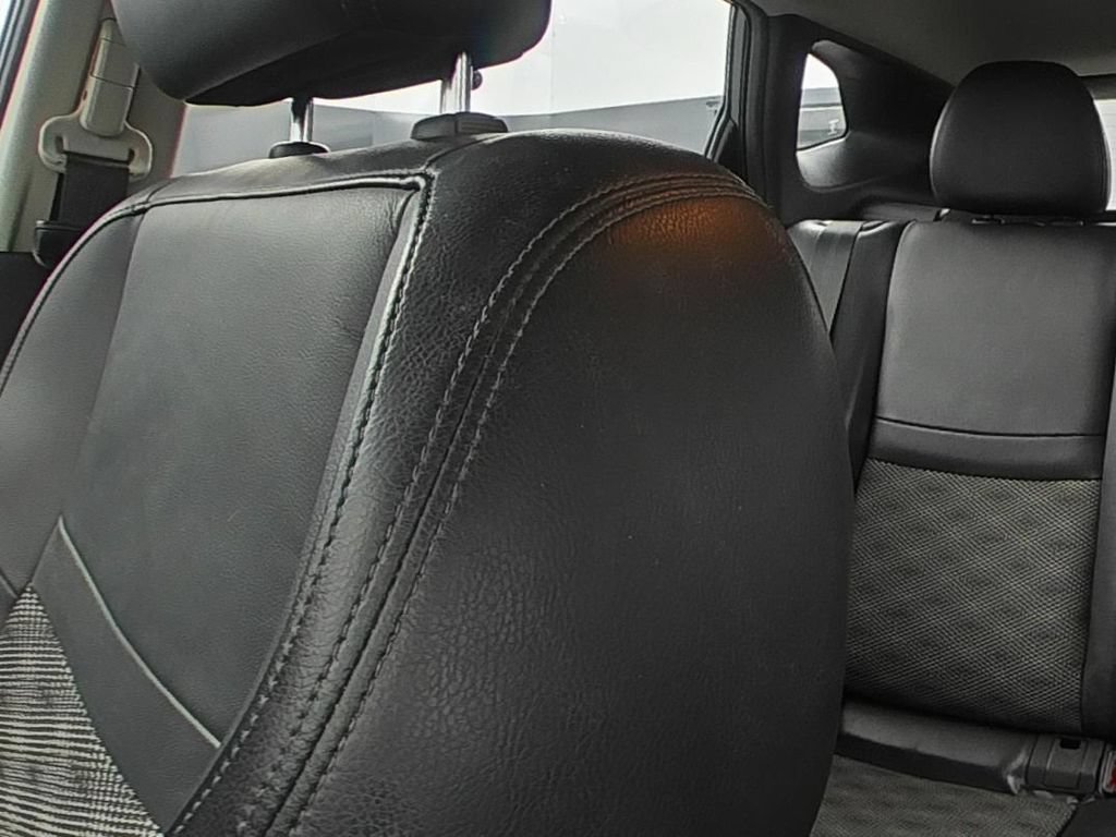 Used 2022 Nissan Rogue Sport SV w/ Technology Package FWD image 9