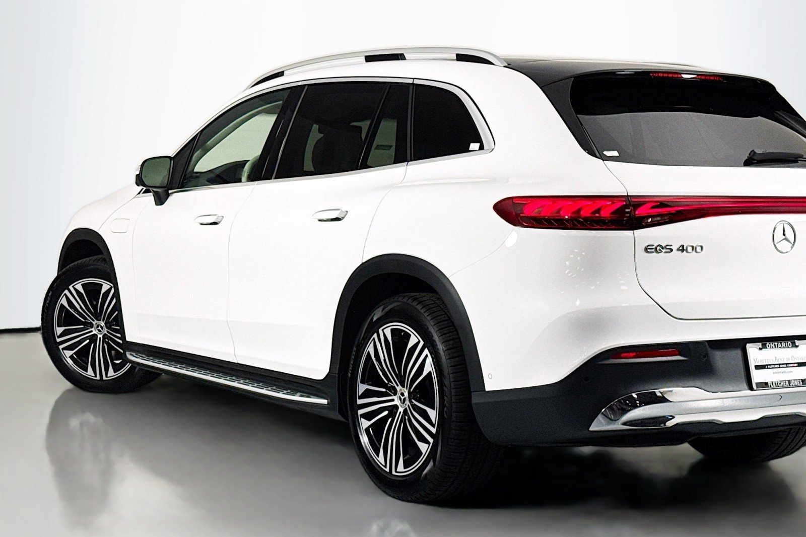 New 2026 Mercedes-Benz EQS 400 4MATIC SUV image 14