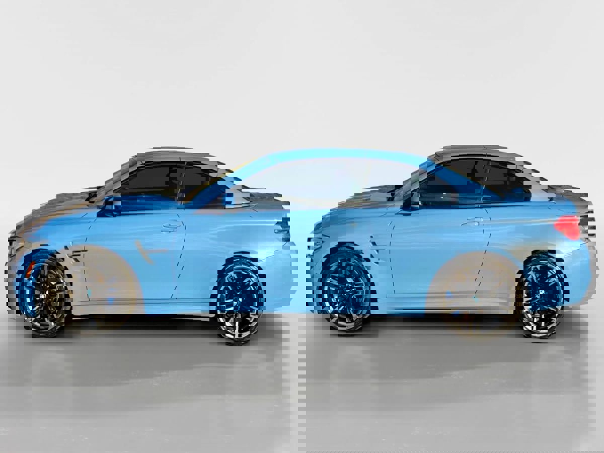 Used 2016 BMW M4 Convertible image 3