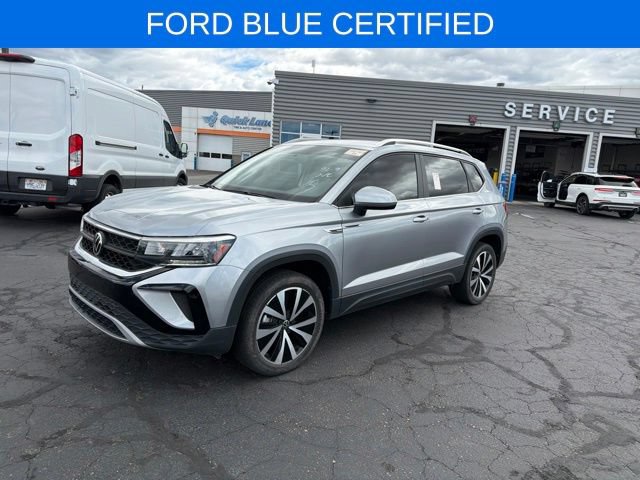 Used 2022 Volkswagen Taos SE FWD image 15