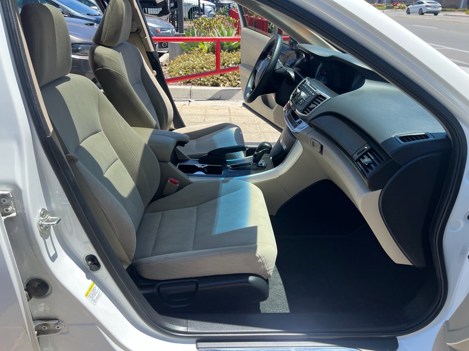 Used 2013 Honda Accord EX image 33