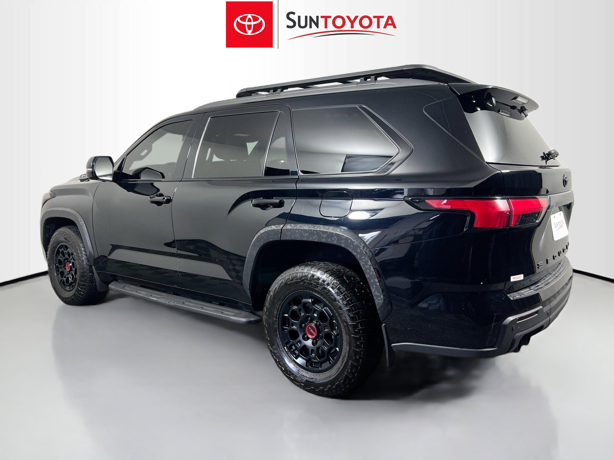 Used 2025 Toyota Sequoia TRD Pro AWD/4WD image 6