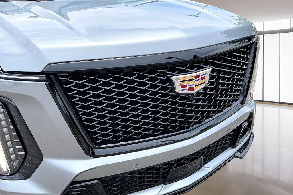 Certified 2025 Cadillac Escalade V AWD/4WD image 31