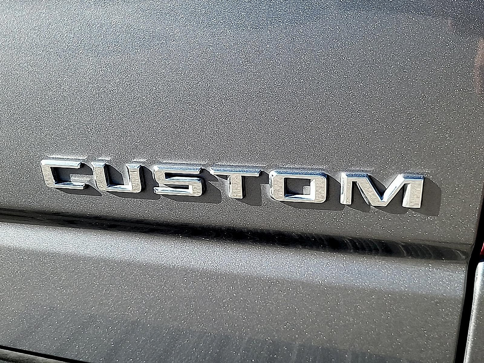 Used 2021 Chevrolet Silverado 1500 Custom AWD/4WD image 27