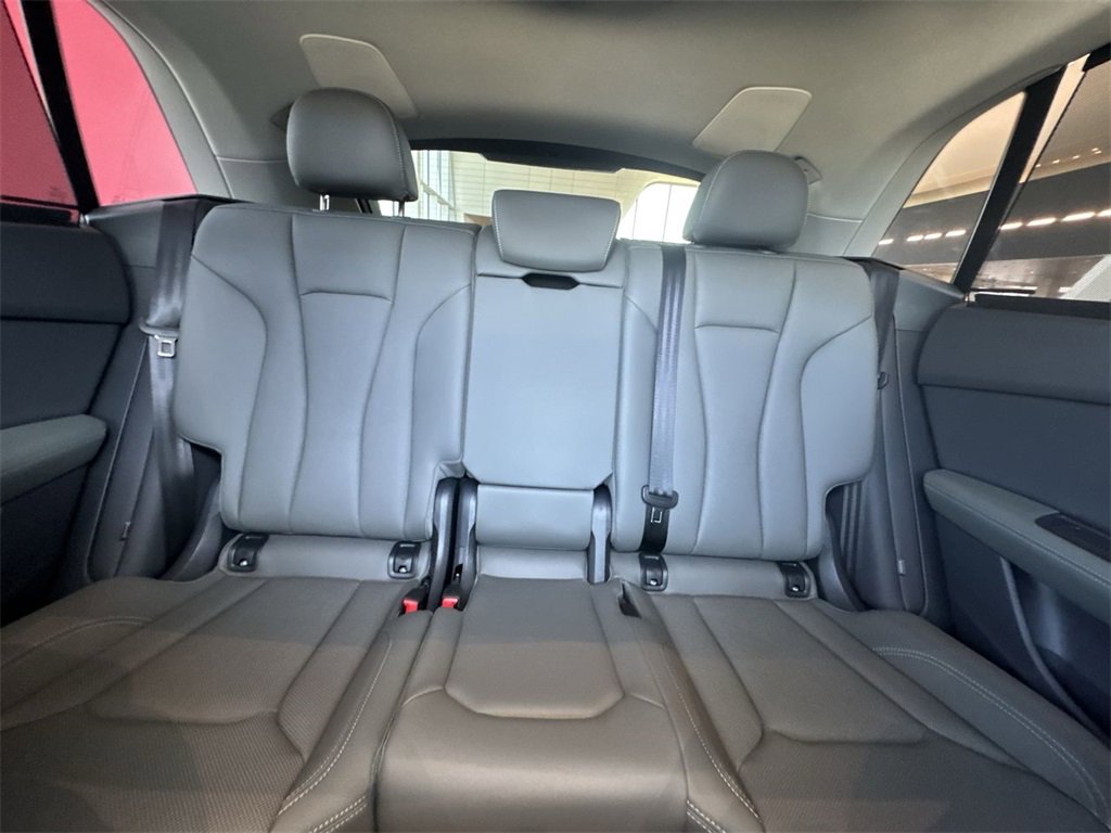 New 2025 Audi Q8 Premium Plus image 23