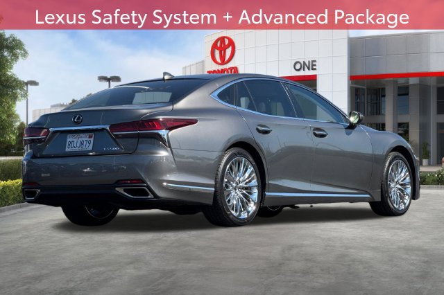 Used 2018 Lexus LS 500 w/ Interior Upgrade Package RWD image 4