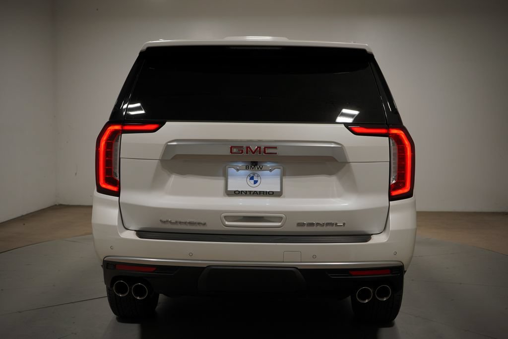 Used 2024 GMC Yukon Denali AWD/4WD image 4