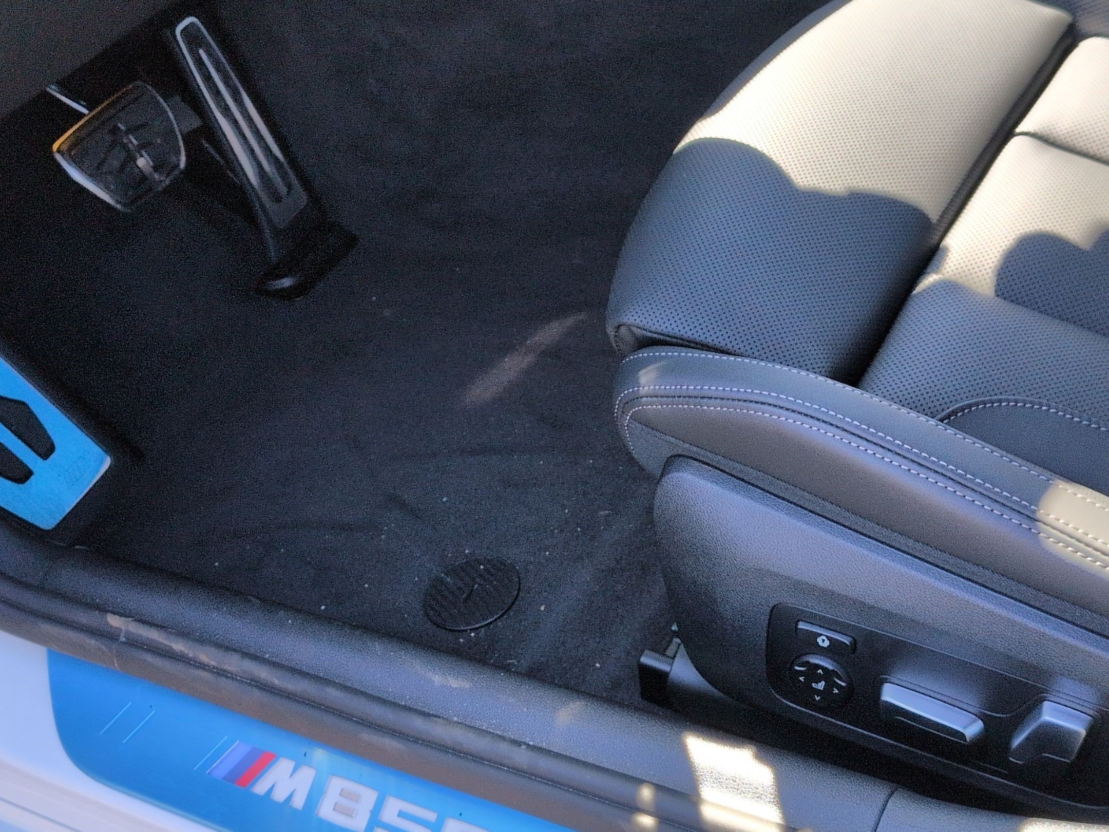 New 2026 BMW M850i xDrive AWD/4WD image 17