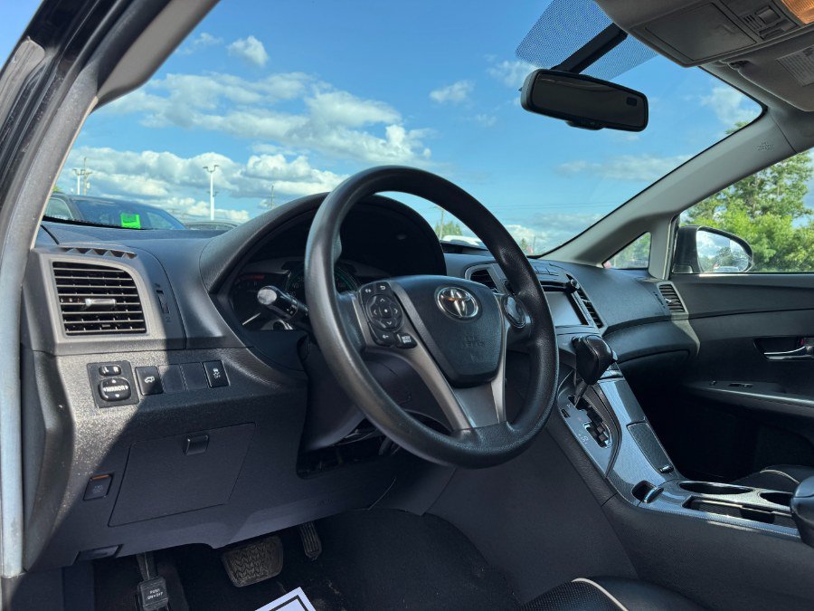 Used 2013 Toyota Venza LE AWD/4WD image 14
