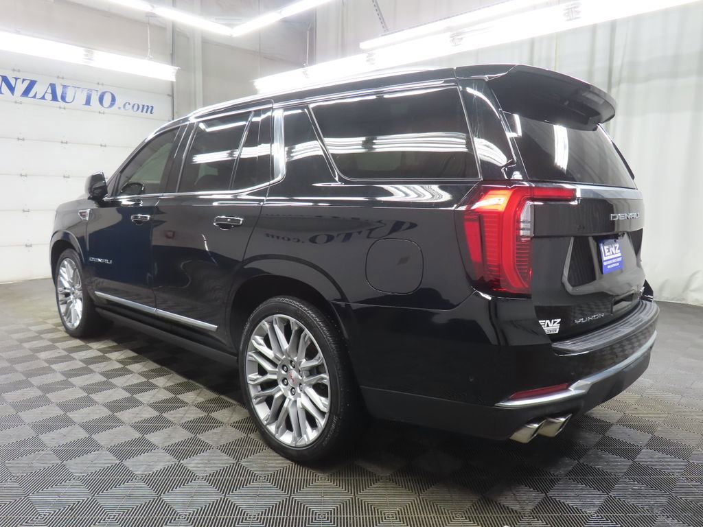Used 2025 GMC Yukon Denali w/ Denali Reserve Package image 5