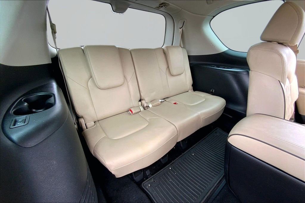 Used 2023 Nissan Armada Platinum w/ Captain's Chairs Package AWD/4WD image 18