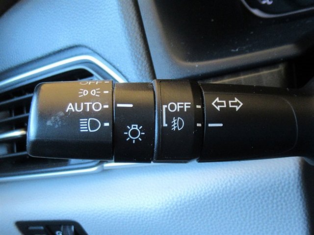 Used 2020 Honda Accord EX image 27