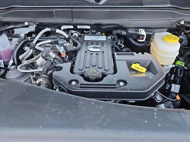 New 2026 RAM 3500 Laramie AWD/4WD image 17