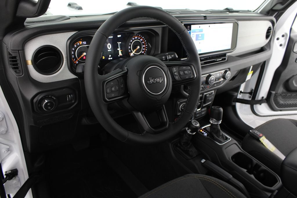New 2026 Jeep Gladiator Sport AWD/4WD image 8