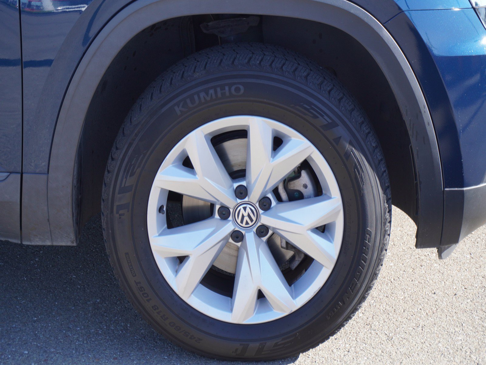 Used 2018 Volkswagen Atlas S FWD image 5