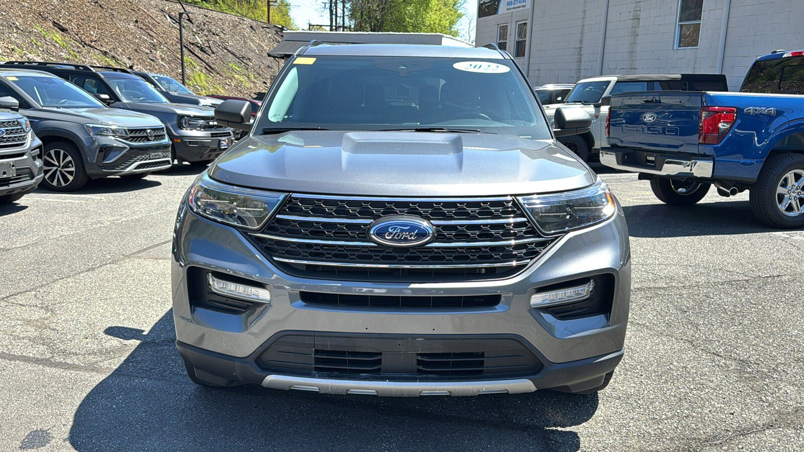 Certified 2022 Ford Explorer XLT w/ Equipment Group 202A AWD/4WD image 13