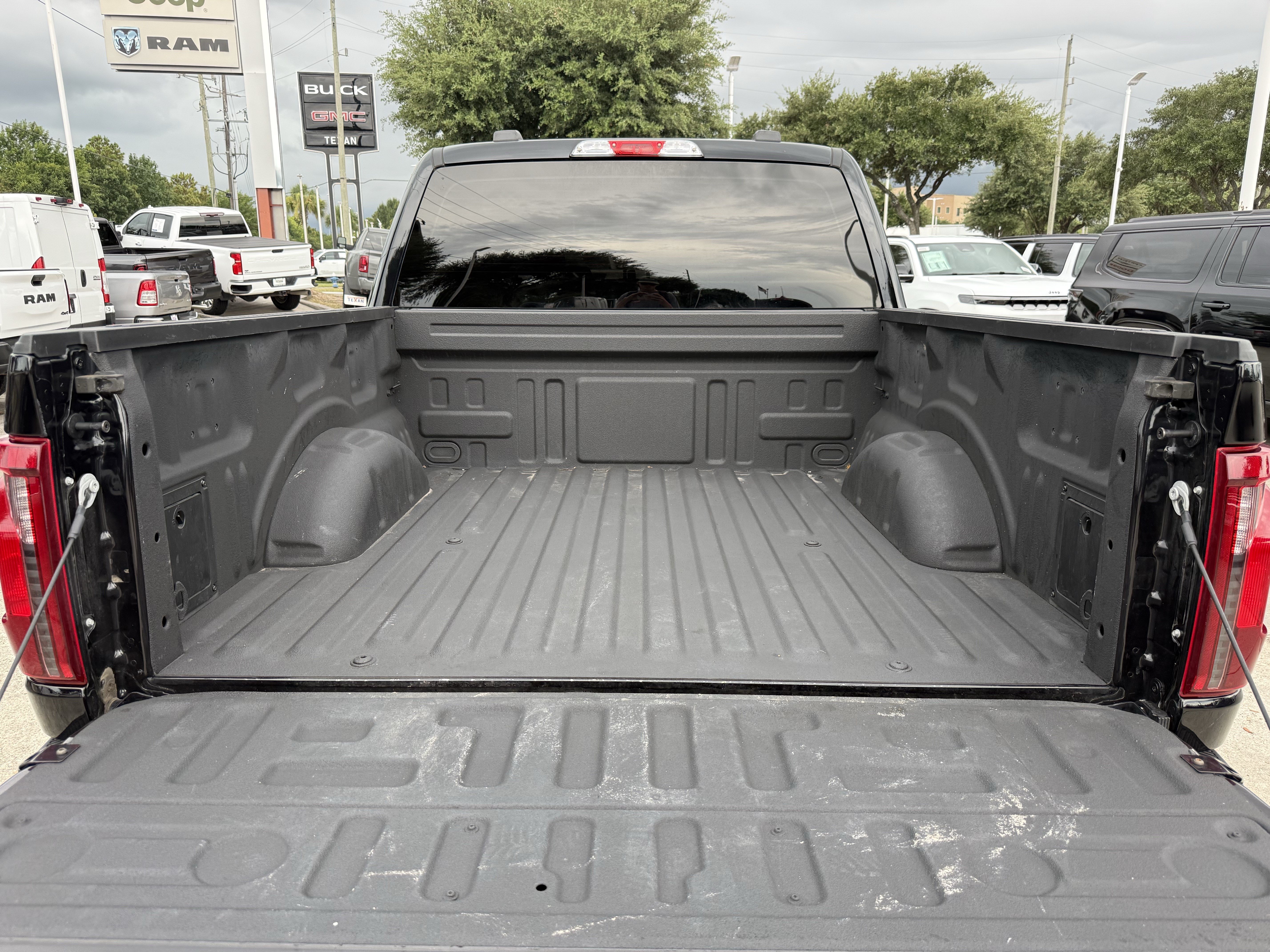 Used 2024 Ford F150 STX RWD image 29