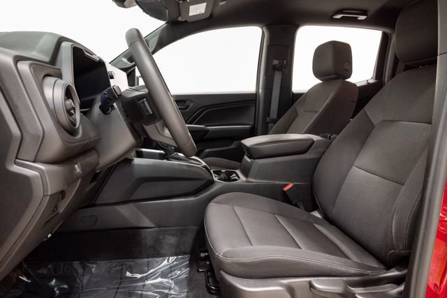 Used 2025 Chevrolet Colorado W/T w/ Advanced Trailering Package image 11