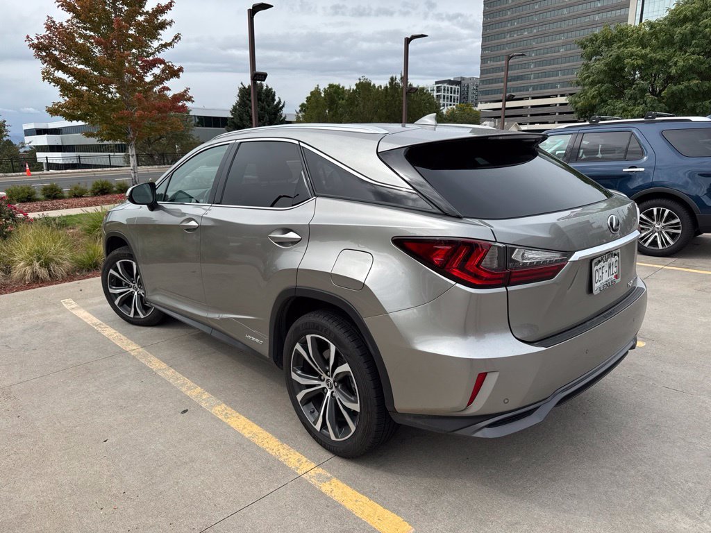Used 2018 Lexus RX 450h AWD w/ Premium Package image 3