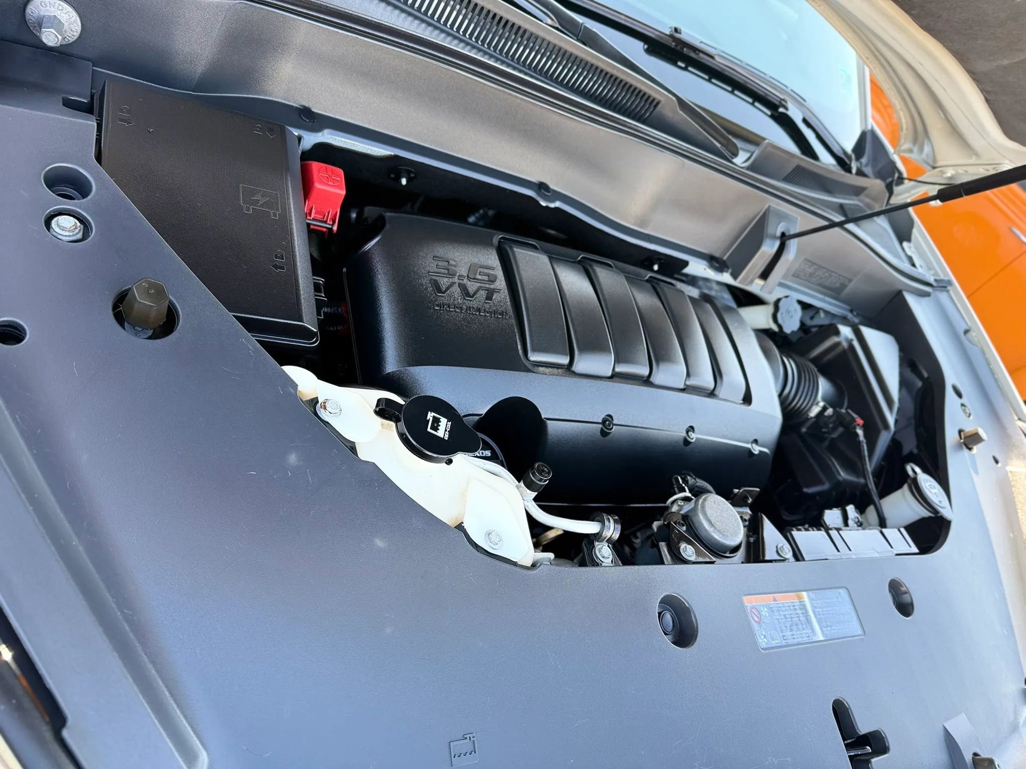 Used 2014 GMC Acadia SLE image 41