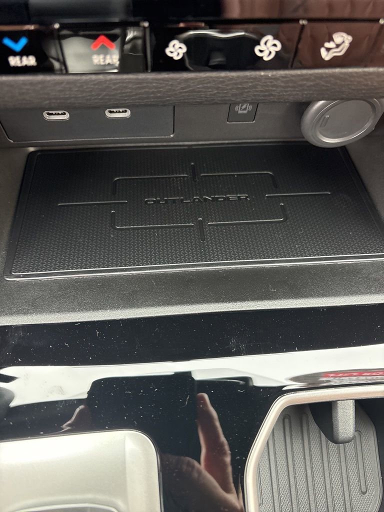 New 2026 Mitsubishi Outlander SEL FWD image 22