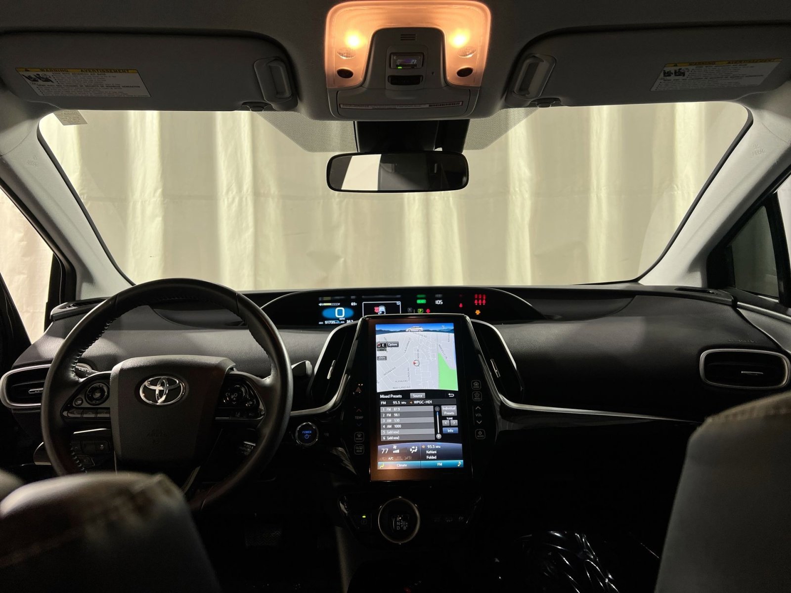 Used 2022 Toyota Prius Prime XLE image 17