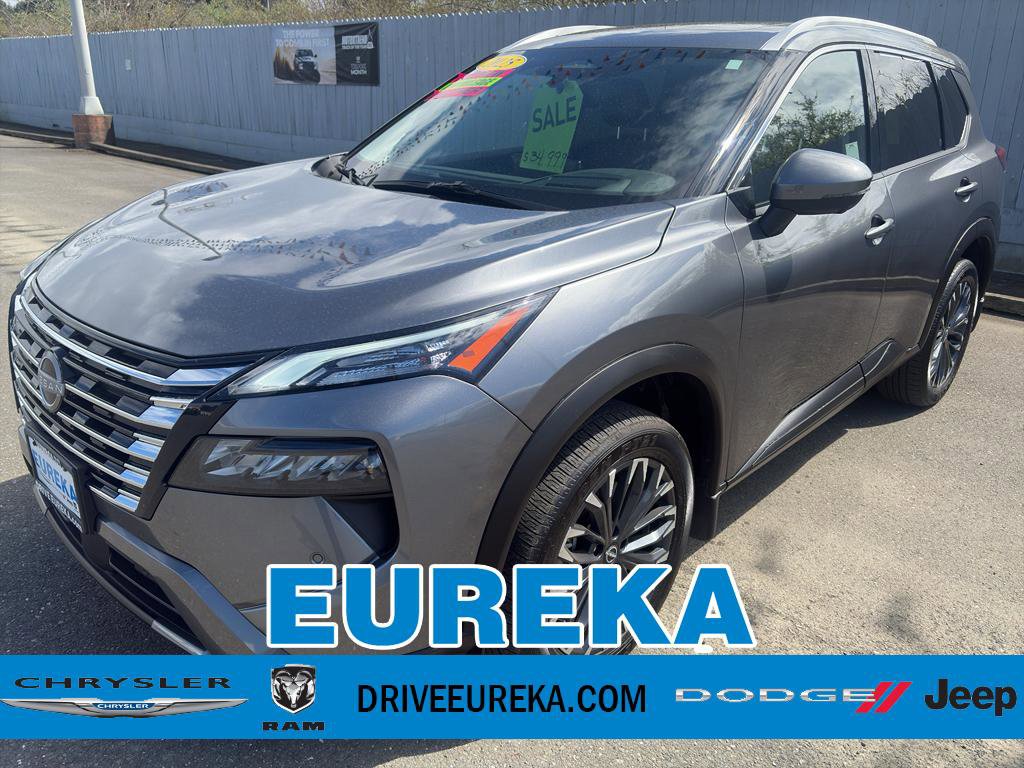 Used 2025 Nissan Rogue SL w/ Tech Package image 1