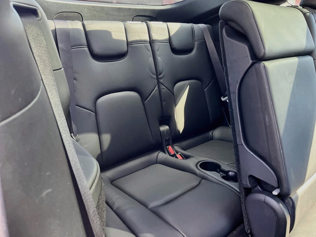 Used 2024 Tesla Model Y Long Range AWD/4WD image 28
