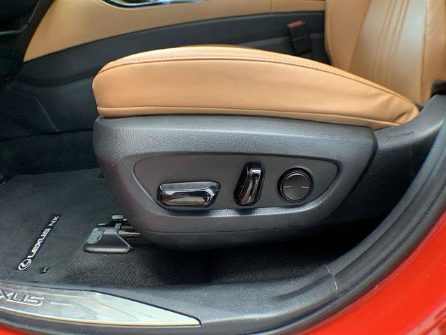 Certified 2025 Lexus NX 250 FWD w/ Accessory Package (P2) image 12