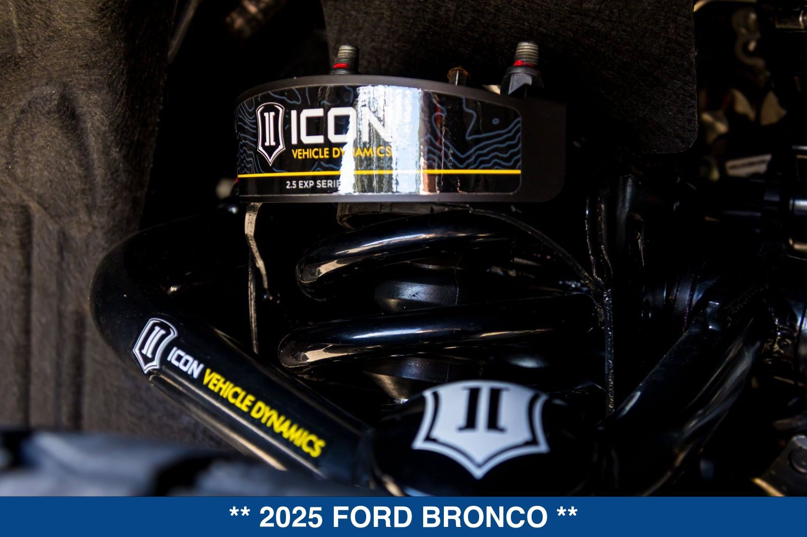 Used 2025 Ford Bronco Badlands AWD/4WD image 23