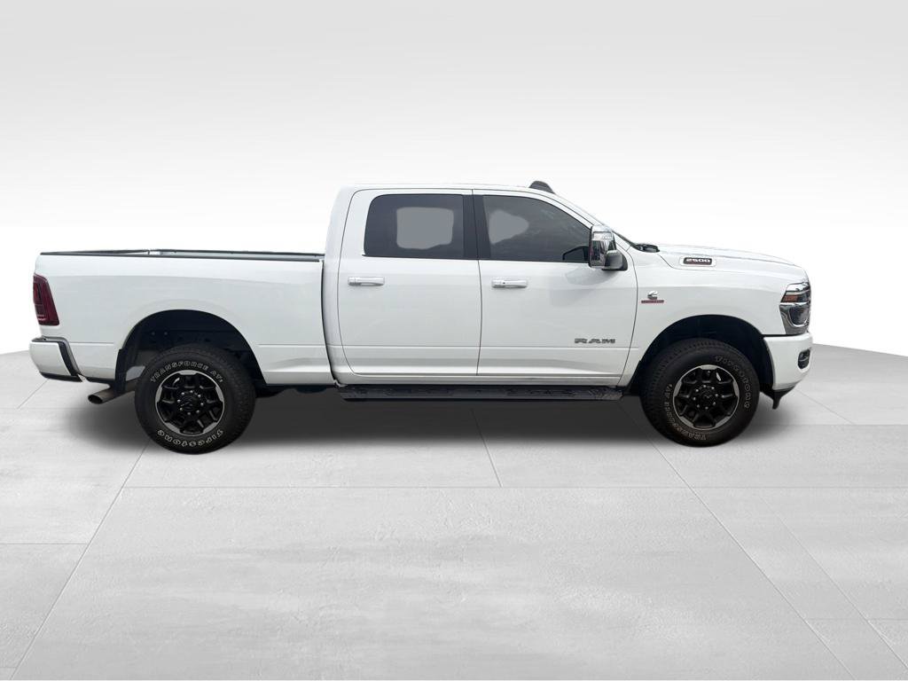 Used 2026 RAM 2500 Laramie AWD/4WD image 7