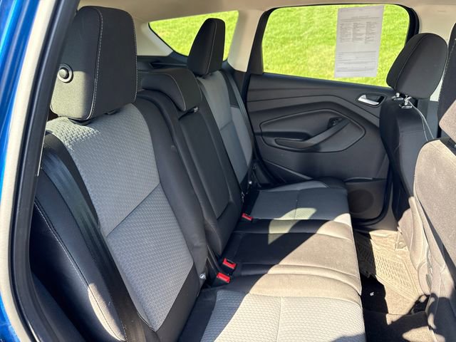 Used 2017 Ford Escape SE w/ Equipment Group 201A image 14