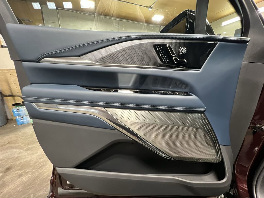 New 2025 Cadillac Escalade IQ Luxury 2 AWD/4WD image 23